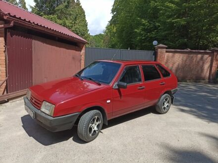 ВАЗ 2109 1991 у Львові на Automoto.ua Червоний ВАЗ 2109, об'ємом двигуна 1.3 л та пробігом 20 тис. км за 1450 $, фото 1 на Automoto.ua