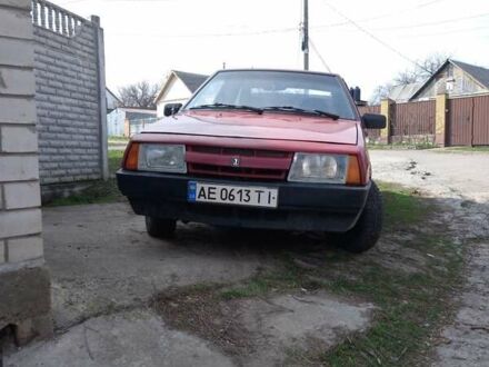 ВАЗ 2109 1991 у Дніпро (Дніпропетровську) на Automoto.ua Червоний ВАЗ 2109, об'ємом двигуна 1.3 л та пробігом 41 тис. км за 1800 $, фото 1 на Automoto.ua