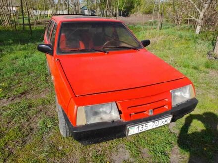 ВАЗ 2109 1991 в Чугуеве на Automoto.ua Красный ВАЗ 2109, объемом двигателя 1.3 л и пробегом 39 тыс. км за 1100 $, фото 1 на Automoto.ua