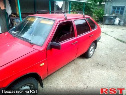 Красный ВАЗ 2109, объемом двигателя 1.3 л и пробегом 205 тыс. км за 1010 $, фото 1 на Automoto.ua