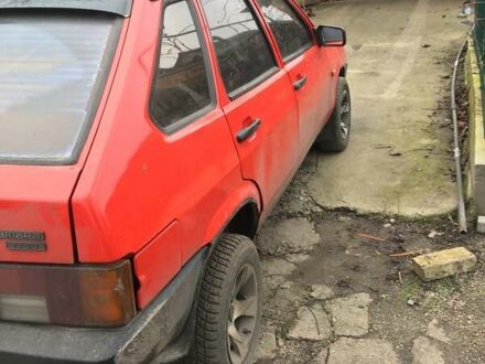 Красный ВАЗ 2109, объемом двигателя 1.5 л и пробегом 275 тыс. км за 1300 $, фото 1 на Automoto.ua