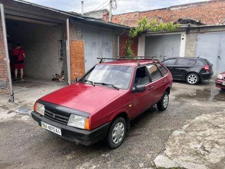 ВАЗ 2109 1992 у Хмельницькому на Automoto.ua Червоний ВАЗ 2109, об'ємом двигуна 1.5 л та пробігом 256 тис. км за 650 $, фото 1 на Automoto.ua