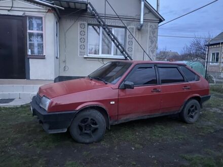 Красный ВАЗ 2109, объемом двигателя 1.3 л и пробегом 84 тыс. км за 831 $, фото 1 на Automoto.ua