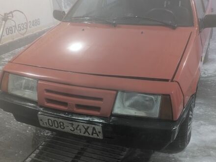 Красный ВАЗ 2109, объемом двигателя 1.5 л и пробегом 320 тыс. км за 1100 $, фото 1 на Automoto.ua