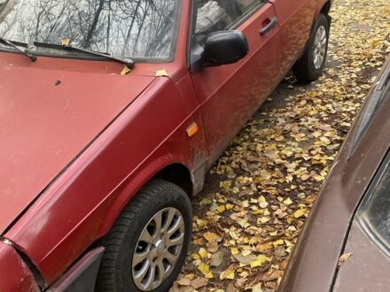 Красный ВАЗ 2109, объемом двигателя 1.3 л и пробегом 300 тыс. км за 310 $, фото 1 на Automoto.ua