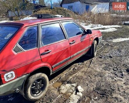 Красный ВАЗ 2109, объемом двигателя 1.5 л и пробегом 150 тыс. км за 900 $, фото 1 на Automoto.ua