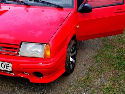 ВАЗ 2109 1992 у Одесі на Automoto.ua Червоний ВАЗ 2109, об'ємом двигуна 15 л та пробігом 0 тис. км за 1000 $, фото 1 на Automoto.ua