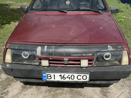 ВАЗ 2109 1992 в Миргороде на Automoto.ua Красный ВАЗ 2109, объемом двигателя 1.3 л и пробегом 10 тыс. км за 604 $, фото 1 на Automoto.ua