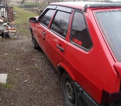 Червоний ВАЗ 2109, об'ємом двигуна 1.5 л та пробігом 111 тис. км за 606 $, фото 1 на Automoto.ua
