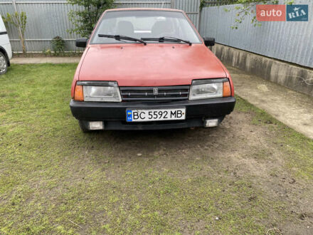 ВАЗ 2109 1993 у Яворове на Automoto.ua Червоний ВАЗ 2109, об'ємом двигуна 1.5 л та пробігом 329 тис. км за 850 $, фото 1 на Automoto.ua