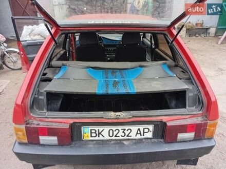 Красный ВАЗ 2109, объемом двигателя 1.3 л и пробегом 100 тыс. км за 700 $, фото 1 на Automoto.ua