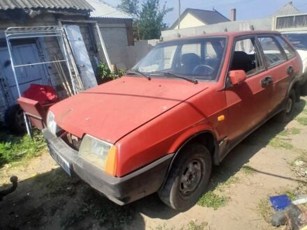 ВАЗ 2109 1993 у Славянске на Automoto.ua Червоний ВАЗ 2109, об'ємом двигуна 1.5 л та пробігом 333 тис. км за 421 $, фото 1 на Automoto.ua