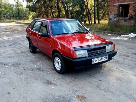 Красный ВАЗ 2109, объемом двигателя 1.1 л и пробегом 300 тыс. км за 1250 $, фото 1 на Automoto.ua