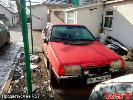 ВАЗ 2109 1993 у Олександрівка на Automoto.ua Червоний ВАЗ 2109, об'ємом двигуна 15 л та пробігом 210 тис. км за 1000 $, фото 1 на Automoto.ua