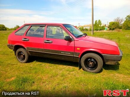 ВАЗ 2109 1993 у Путивле на Automoto.ua Червоний ВАЗ 2109, об'ємом двигуна 1.5 л та пробігом 145 тис. км за 950 $, фото 1 на Automoto.ua