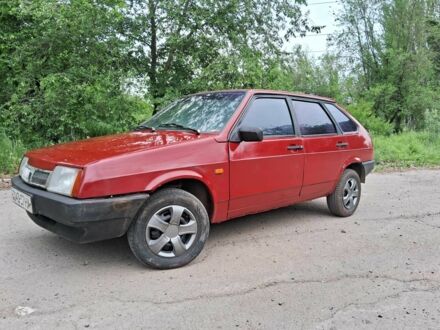 ВАЗ 2109 1993 у Кривому Розі на Automoto.ua Червоний ВАЗ 2109, об'ємом двигуна 0 л та пробігом 216 тис. км за 967 $, фото 1 на Automoto.ua