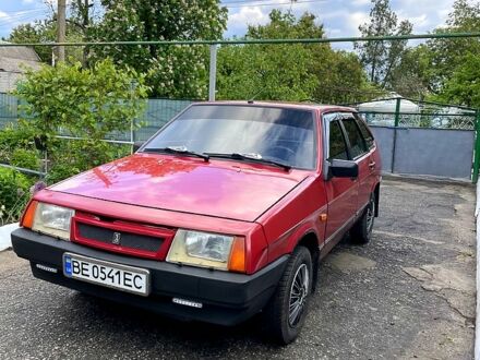 ВАЗ 2109 1993 в Новом Буге на Automoto.ua Красный ВАЗ 2109, объемом двигателя 1.5 л и пробегом 55 тыс. км за 2100 $, фото 1 на Automoto.ua