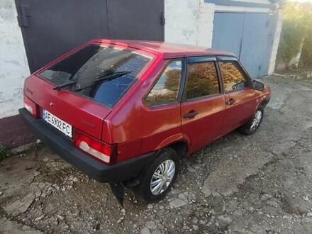 ВАЗ 2109 1994 у Дніпро (Дніпропетровську) на Automoto.ua Червоний ВАЗ 2109, об'ємом двигуна 1.29 л та пробігом 200 тис. км за 1200 $, фото 1 на Automoto.ua