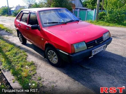 ВАЗ 2109 1995 в Сумах на Automoto.ua Красный ВАЗ 2109, объемом двигателя 1.5 л и пробегом 0 тыс. км за 990 $, фото 1 на Automoto.ua