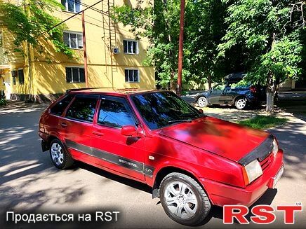 ВАЗ 2109 1995 у Измаиле на Automoto.ua Червоний ВАЗ 2109, об'ємом двигуна 1.5 л та пробігом 180 тис. км за 950 $, фото 1 на Automoto.ua