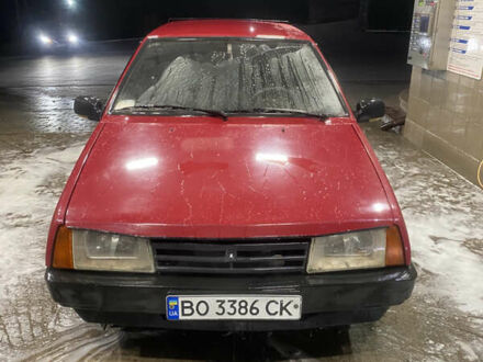 Красный ВАЗ 2109, объемом двигателя 1.5 л и пробегом 10 тыс. км за 650 $, фото 1 на Automoto.ua