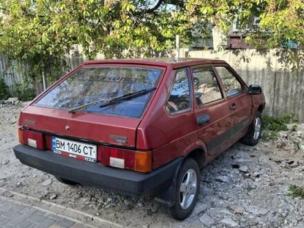 ВАЗ 2109 1995 у Глухове на Automoto.ua Червоний ВАЗ 2109, об'ємом двигуна 1.3 л та пробігом 90 тис. км за 840 $, фото 1 на Automoto.ua