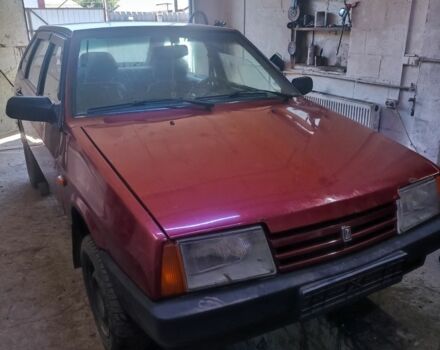 Красный ВАЗ 2109, объемом двигателя 0 л и пробегом 300 тыс. км за 776 $, фото 1 на Automoto.ua