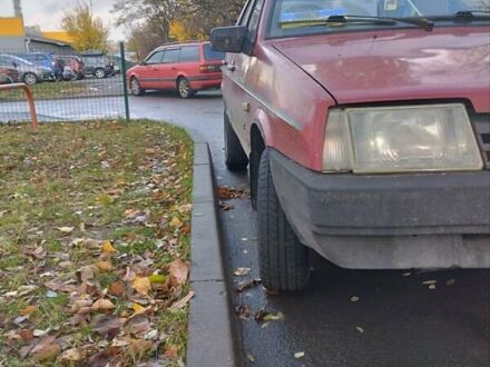 Красный ВАЗ 2109, объемом двигателя 1.29 л и пробегом 200 тыс. км за 1100 $, фото 1 на Automoto.ua