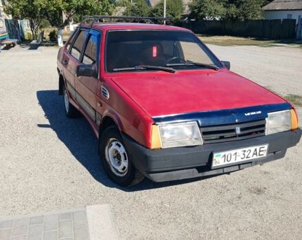 Красный ВАЗ 2109, объемом двигателя 1.5 л и пробегом 80 тыс. км за 873 $, фото 1 на Automoto.ua