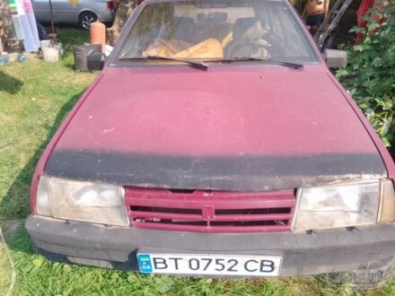ВАЗ 2109 1996 в Каневе на Automoto.ua Красный ВАЗ 2109, объемом двигателя 1.5 л и пробегом 2 тыс. км за 444 $, фото 1 на Automoto.ua