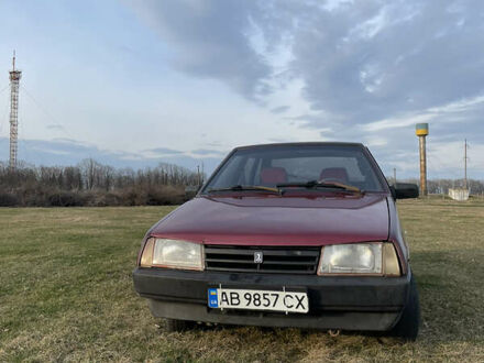 Красный ВАЗ 2109, объемом двигателя 1.5 л и пробегом 100 тыс. км за 850 $, фото 1 на Automoto.ua