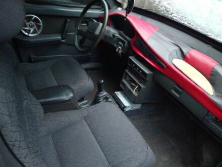 Красный ВАЗ 2109, объемом двигателя 1.5 л и пробегом 250 тыс. км за 1350 $, фото 1 на Automoto.ua