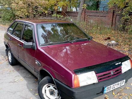 ВАЗ 2109 1998 в Днепре (Днепропетровске) на Automoto.ua Красный ВАЗ 2109, объемом двигателя 1.5 л и пробегом 246 тыс. км за 1100 $, фото 1 на Automoto.ua