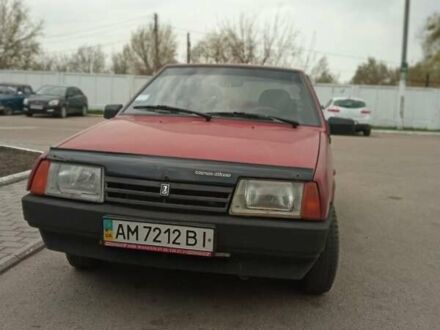 ВАЗ 2109 1998 у Коростене на Automoto.ua Червоний ВАЗ 2109, об'ємом двигуна 1.5 л та пробігом 101 тис. км за 1250 $, фото 1 на Automoto.ua
