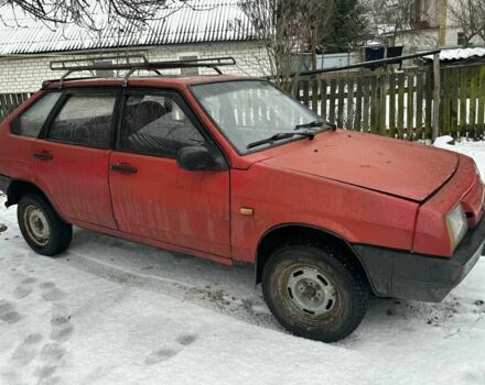 Красный ВАЗ 2109, объемом двигателя 1.5 л и пробегом 300 тыс. км за 650 $, фото 1 на Automoto.ua