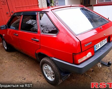 Красный ВАЗ 2109, объемом двигателя 1.3 л и пробегом 150 тыс. км за 999 $, фото 1 на Automoto.ua