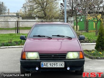 ВАЗ 2109 2001 в Новомосковске на Automoto.ua Красный ВАЗ 2109, объемом двигателя 1.5 л и пробегом 92 тыс. км за 1150 $, фото 1 на Automoto.ua