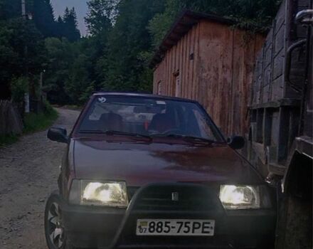 Красный ВАЗ 2109, объемом двигателя 1.5 л и пробегом 157 тыс. км за 900 $, фото 1 на Automoto.ua