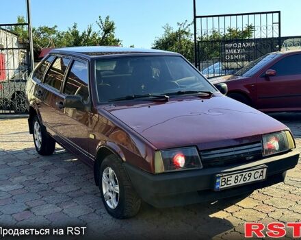 Красный ВАЗ 2109, объемом двигателя 1.5 л и пробегом 300 тыс. км за 1399 $, фото 1 на Automoto.ua