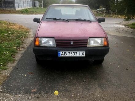 ВАЗ 2109 2005 в Гайсине на Automoto.ua Красный ВАЗ 2109, объемом двигателя 1.5 л и пробегом 300 тыс. км за 600 $, фото 1 на Automoto.ua