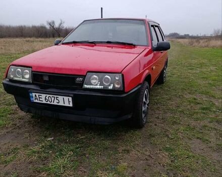 Красный ВАЗ 2109, объемом двигателя 1.5 л и пробегом 150 тыс. км за 1300 $, фото 1 на Automoto.ua