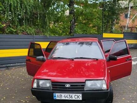 ВАЗ 2109 2008 в Жмеренке на Automoto.ua Красный ВАЗ 2109, объемом двигателя 1.6 л и пробегом 300 тыс. км за 2050 $, фото 1 на Automoto.ua