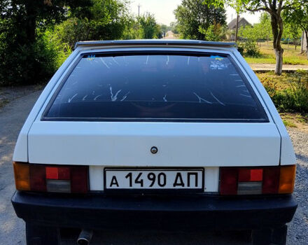 ВАЗ 2109 1988 в Новомосковске на Automoto.ua ВАЗ 2109, объемом двигателя 1.3 л и пробегом 0 тыс. км за 1000 $, фото 11 на Automoto.ua