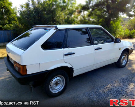 ВАЗ 2109 1988 в Новомосковске на Automoto.ua ВАЗ 2109, объемом двигателя 1.3 л и пробегом 0 тыс. км за 1000 $, фото 6 на Automoto.ua