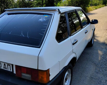 ВАЗ 2109 1988 в Новомосковске на Automoto.ua ВАЗ 2109, объемом двигателя 1.3 л и пробегом 0 тыс. км за 1000 $, фото 4 на Automoto.ua