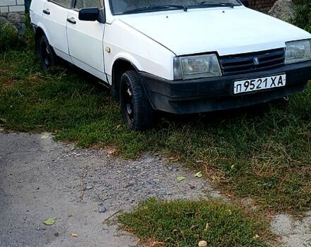 ВАЗ 2109, объемом двигателя 1.3 л и пробегом 300 тыс. км за 600 $, фото 1 на Automoto.ua