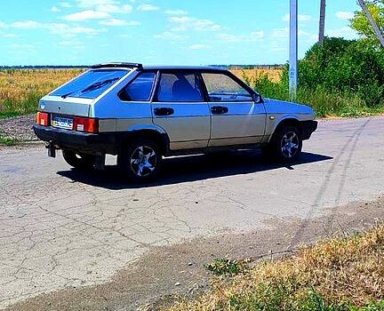 ВАЗ 2109, объемом двигателя 1.3 л и пробегом 0 тыс. км за 1100 $, фото 2 на Automoto.ua