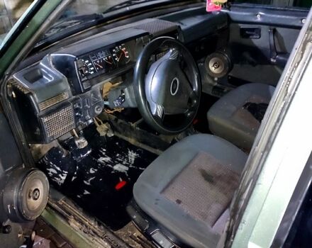 ВАЗ 2109, объемом двигателя 13 л и пробегом 333 тыс. км за 800 $, фото 1 на Automoto.ua