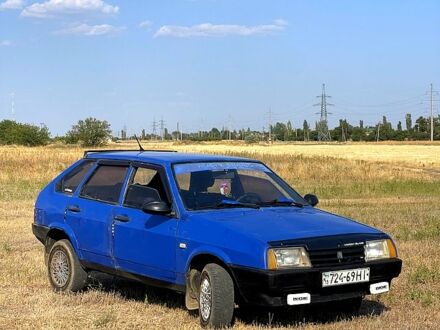 ВАЗ 2109 1989 в Очакове на Automoto.ua ВАЗ 2109, объемом двигателя 1.5 л и пробегом 200 тыс. км за 1000 $, фото 1 на Automoto.ua