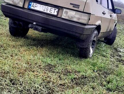 ВАЗ 2109, объемом двигателя 1.5 л и пробегом 200 тыс. км за 1180 $, фото 1 на Automoto.ua